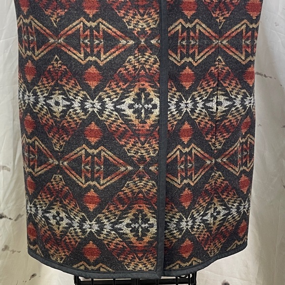 Pendleton Virgin Wool Sweater Vest Southwestern Leather Trim Full Zippered Front - Picture 3 of 12